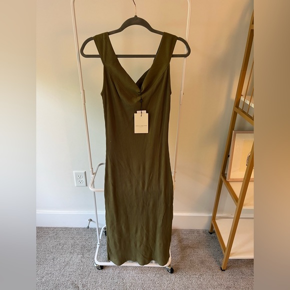Spell & the Gypsy Collective Mazzy Ribbed Midi Dress in khaki olive green size M - Picture 9 of 11